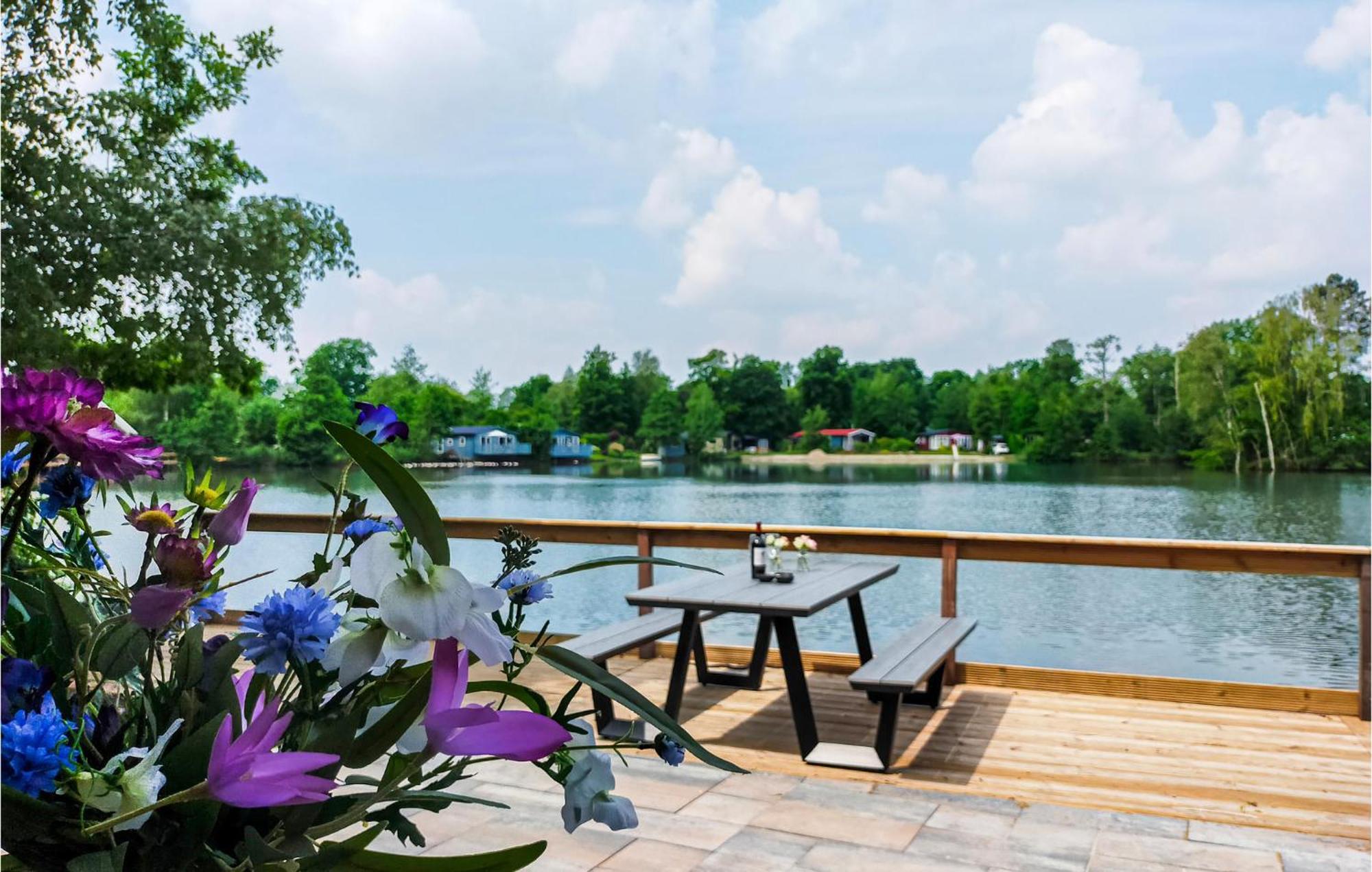 Chalet 49 Oosterwolde  Екстер'єр фото